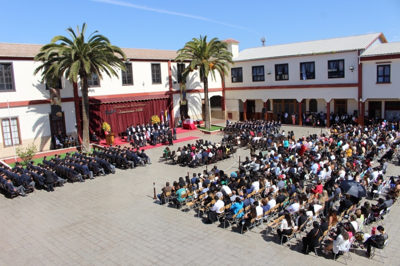 Emotiva Ceremonia de Licenciatura 2025