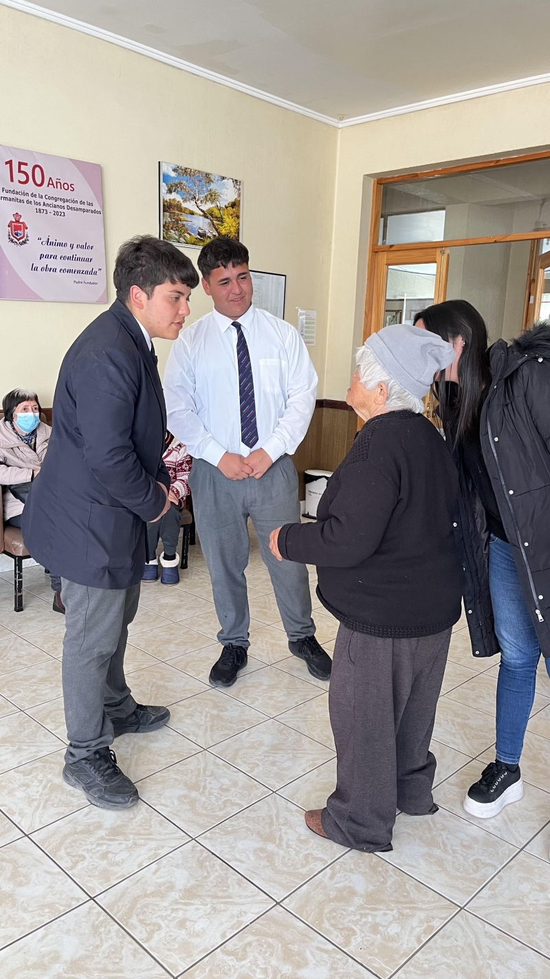 Ayuda solidaria